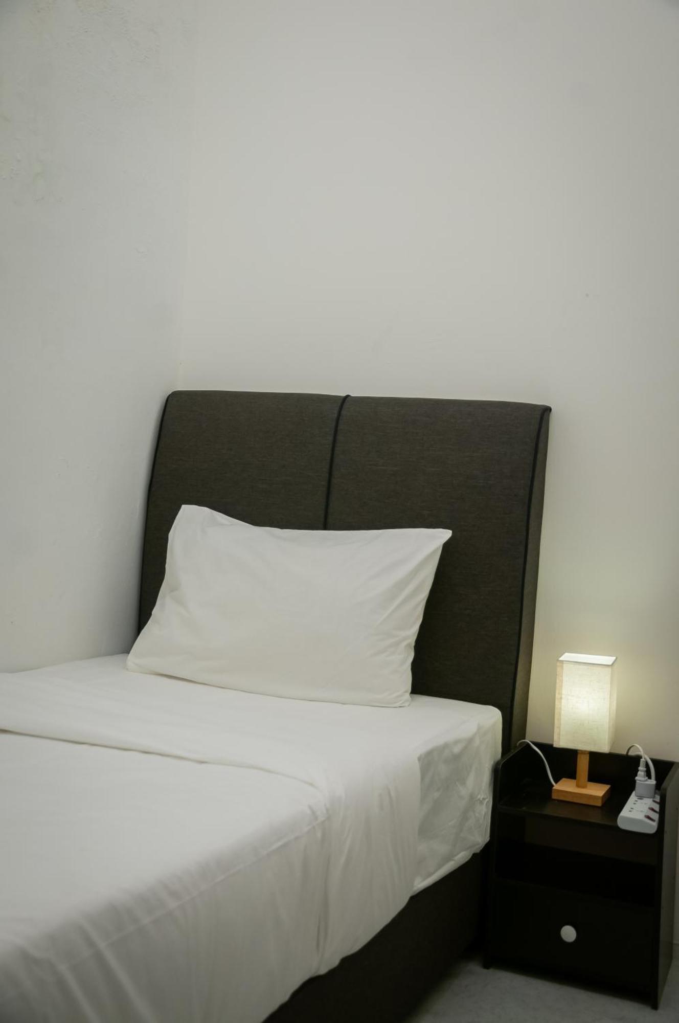The Terraces By Aayu George Town Penang Hostel Bagian luar foto
