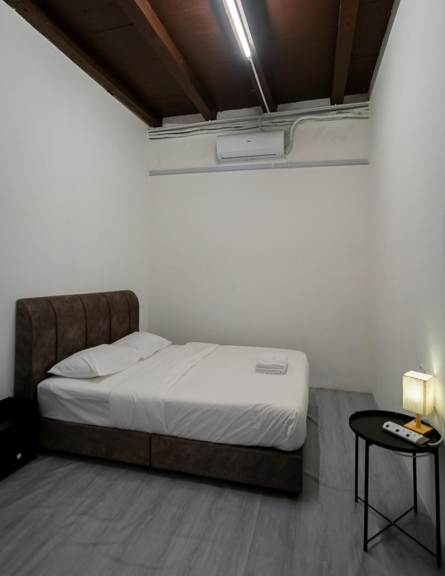 The Terraces By Aayu George Town Penang Hostel Bagian luar foto
